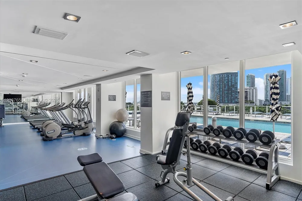 4250 Biscayne Blvd #1008 Miami, FL 33137