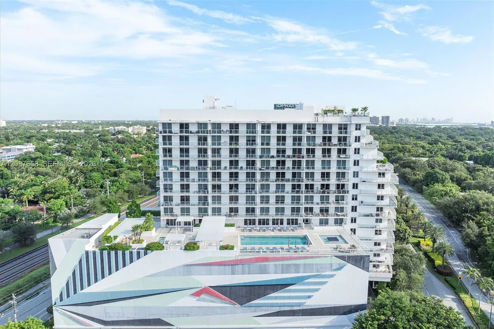 4250 Biscayne Blvd #1008 Miami, FL 33137
