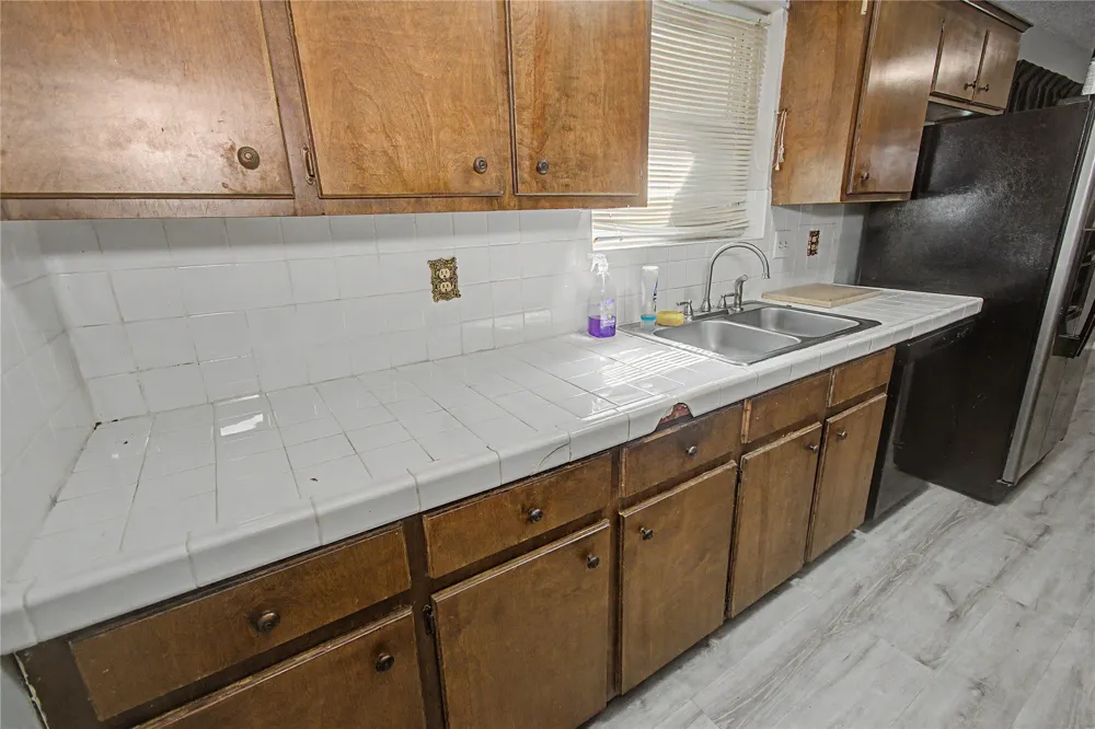 1211 Frankfort Street Muskogee, OK 74403