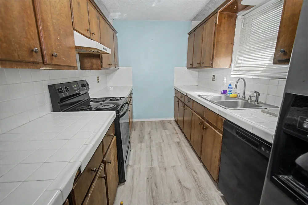 1211 Frankfort Street Muskogee, OK 74403