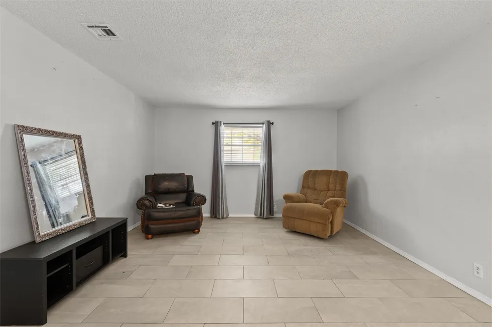 425 S Seneca Bartlesville, OK 74003