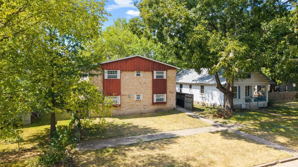 425 S Seneca Bartlesville, OK 74003