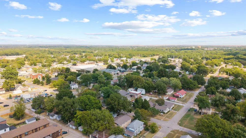 425 S Seneca Bartlesville, OK 74003