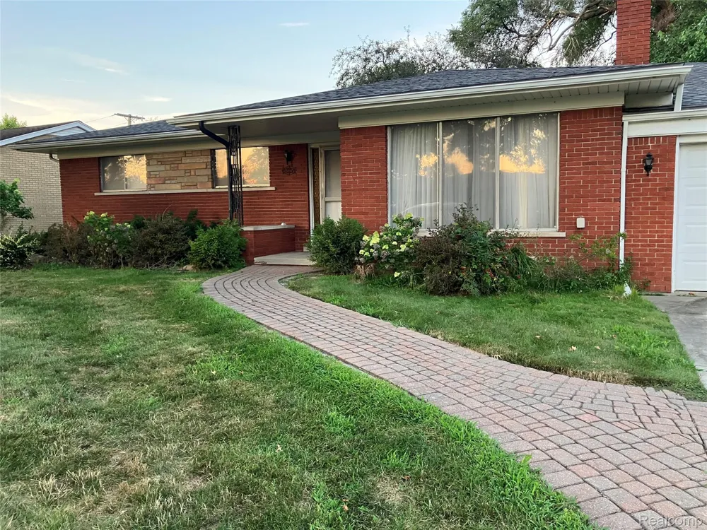 37054 Maas Drive Sterling Heights City, MI 48312