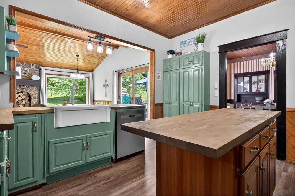 283 Hunting Creek Rd Whitleyville, TN 38588