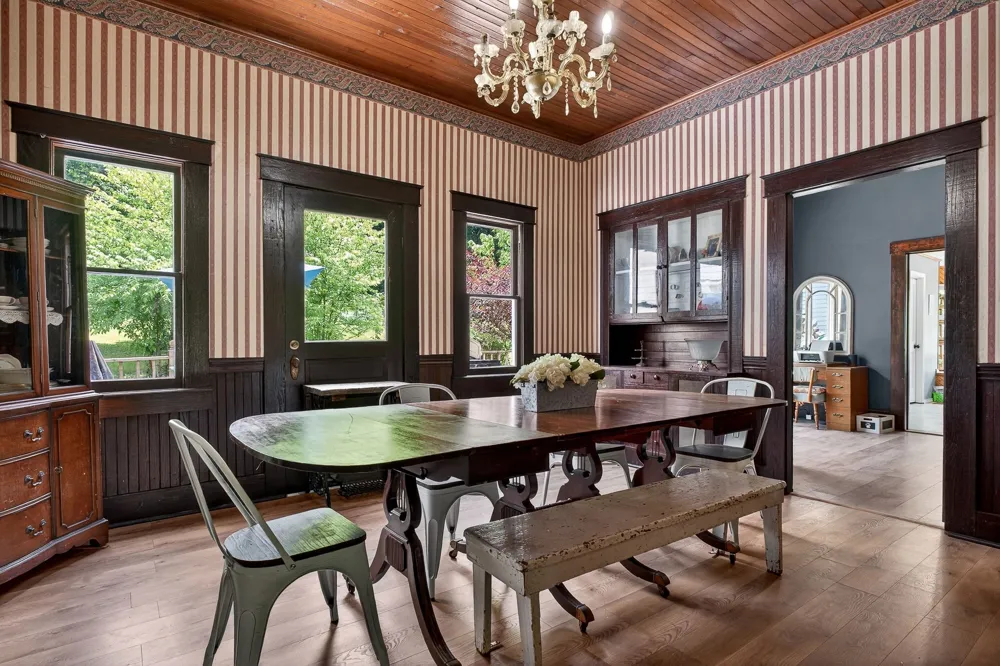 283 Hunting Creek Rd Whitleyville, TN 38588
