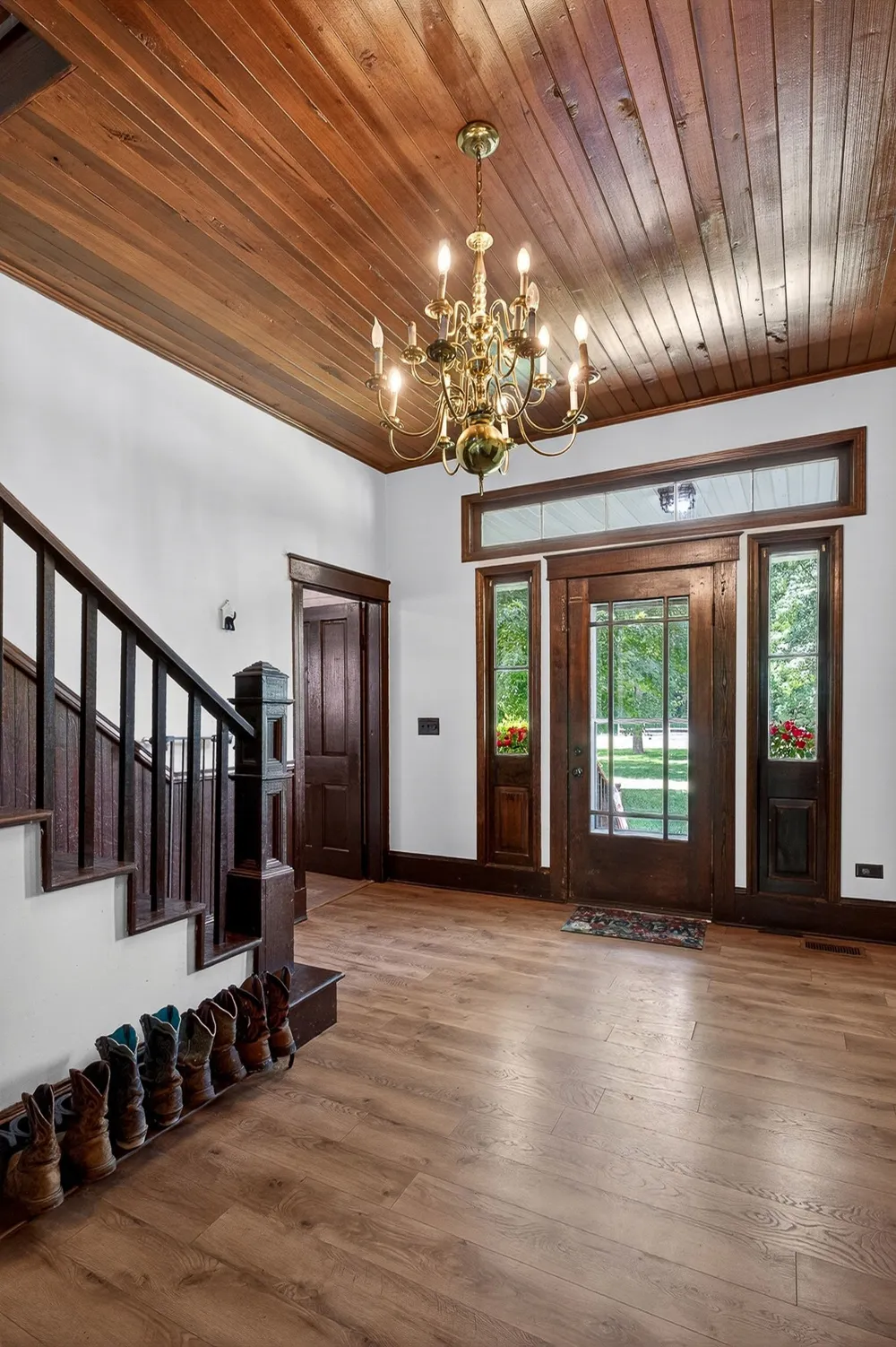 283 Hunting Creek Rd Whitleyville, TN 38588