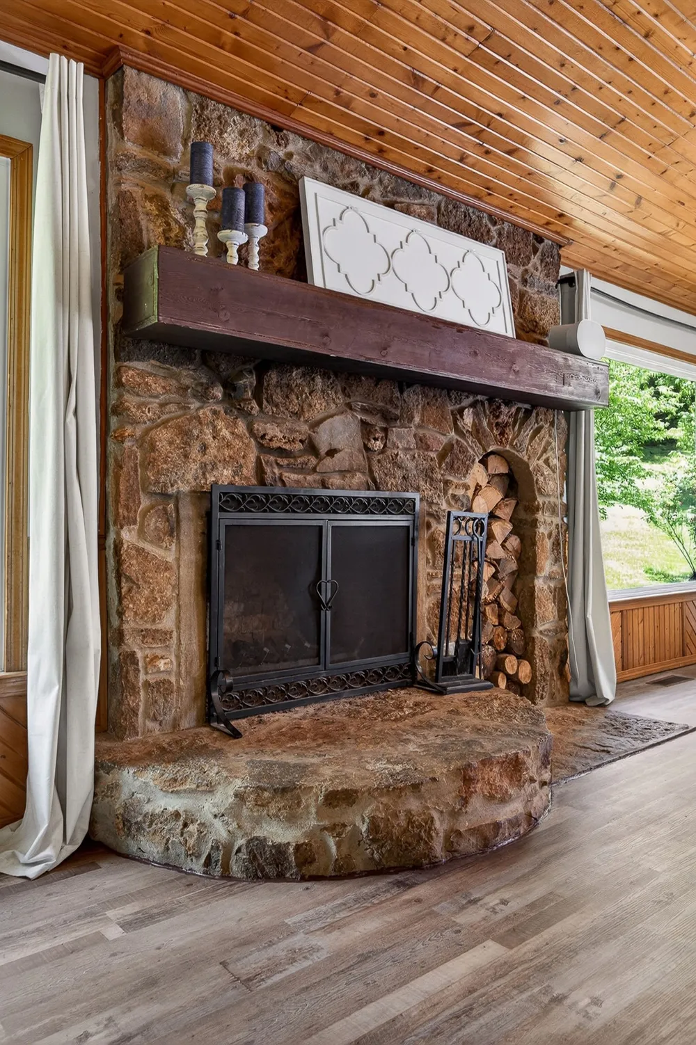 283 Hunting Creek Rd Whitleyville, TN 38588