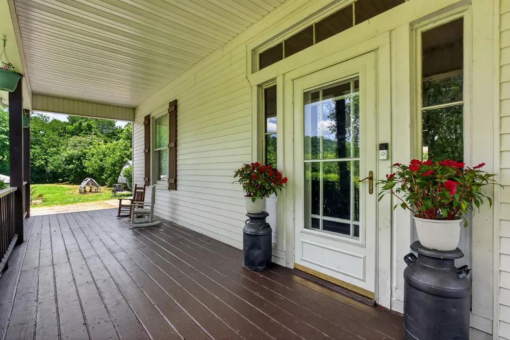 283 Hunting Creek Rd Whitleyville, TN 38588