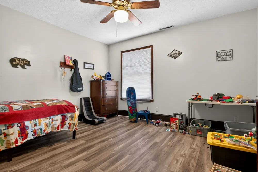 283 Hunting Creek Rd Whitleyville, TN 38588
