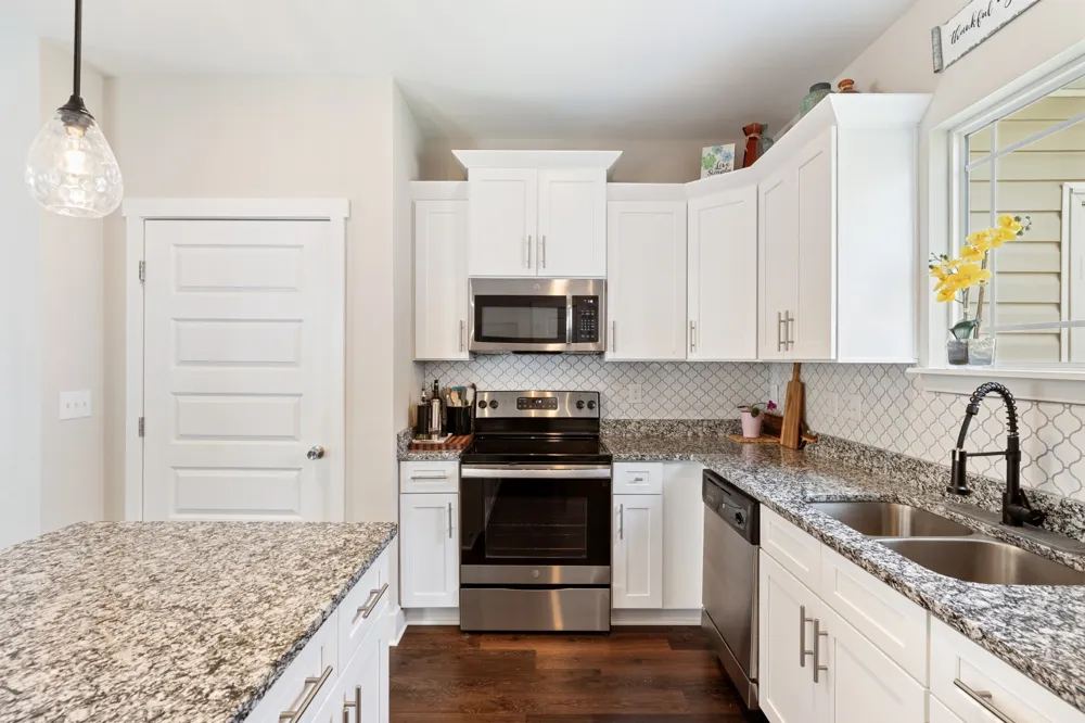 7041 Magnolia Crossings Spring Hill, TN 37174