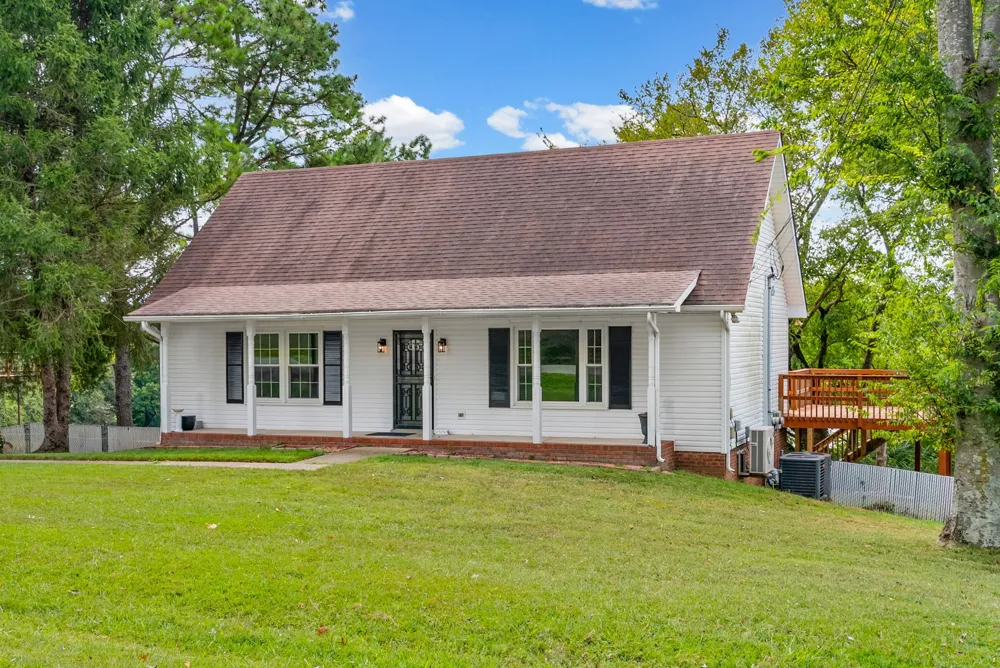 718 Jace Dr Clarksville, TN 37040