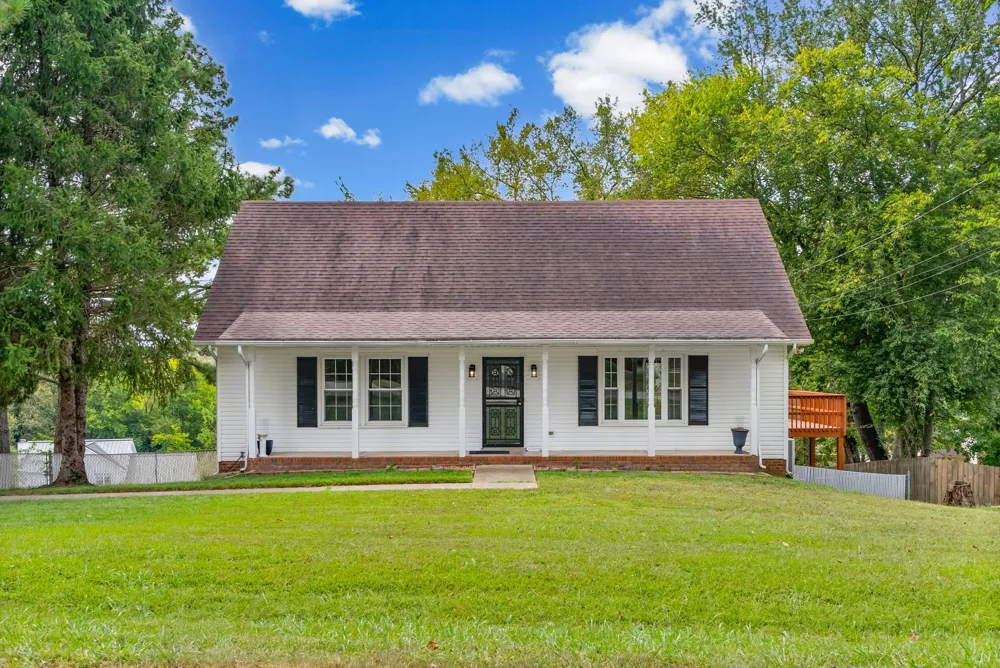 718 Jace Dr Clarksville, TN 37040