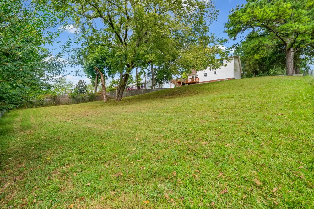 718 Jace Dr Clarksville, TN 37040