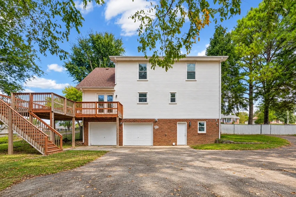 718 Jace Dr Clarksville, TN 37040