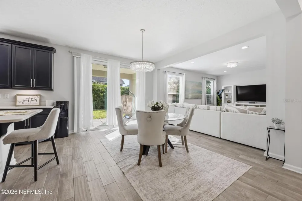 6946 AZALEA GROVE DRIVE Jacksonville, FL 32258