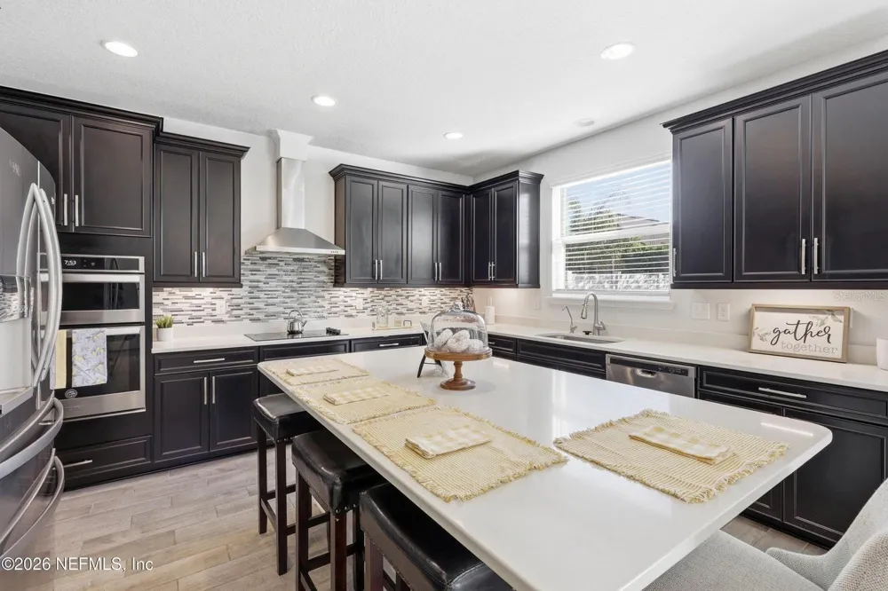 6946 AZALEA GROVE DRIVE Jacksonville, FL 32258