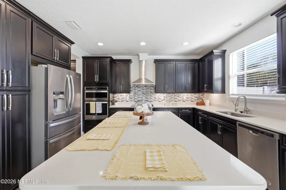 6946 AZALEA GROVE DRIVE Jacksonville, FL 32258