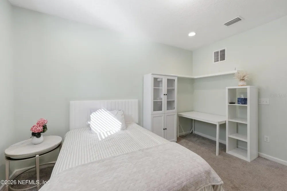 6946 AZALEA GROVE DRIVE Jacksonville, FL 32258
