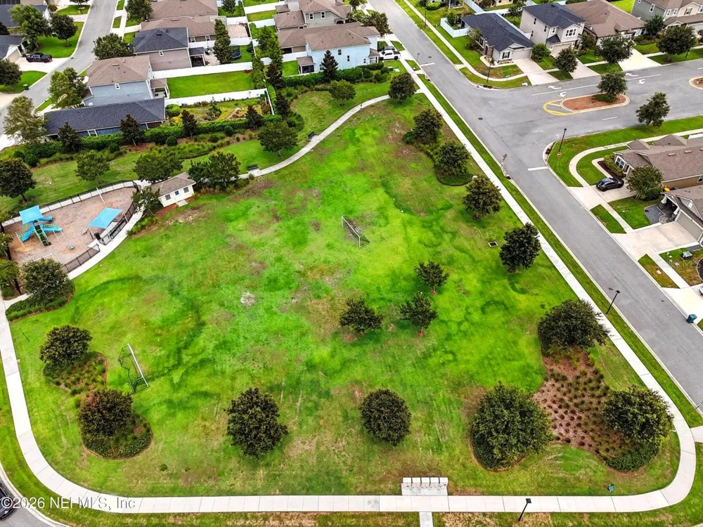 6946 AZALEA GROVE DRIVE Jacksonville, FL 32258