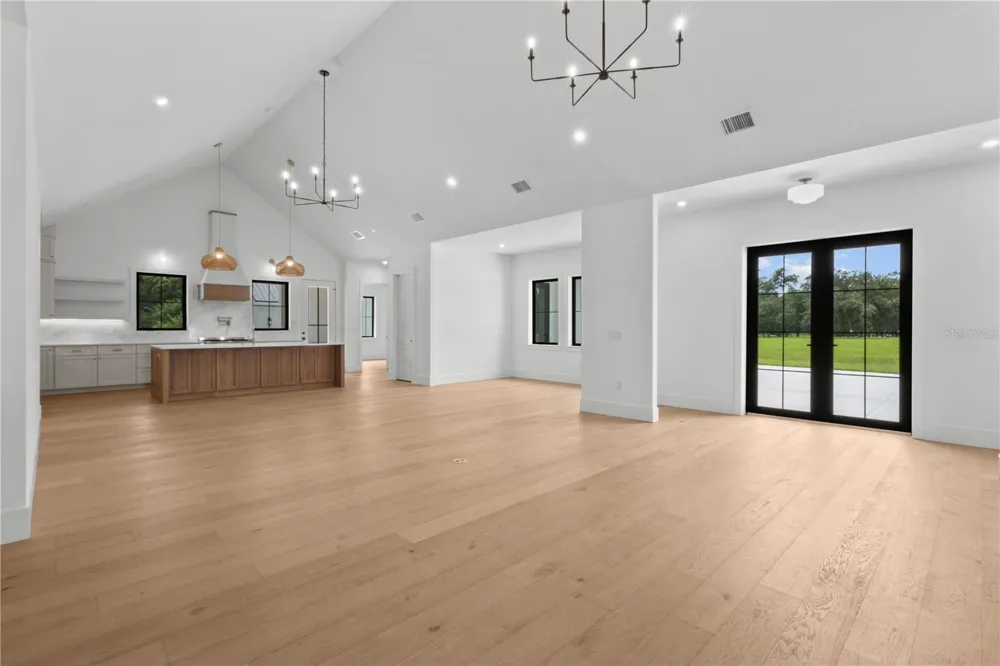 6609 PALADIN COURT Sarasota, FL 34241