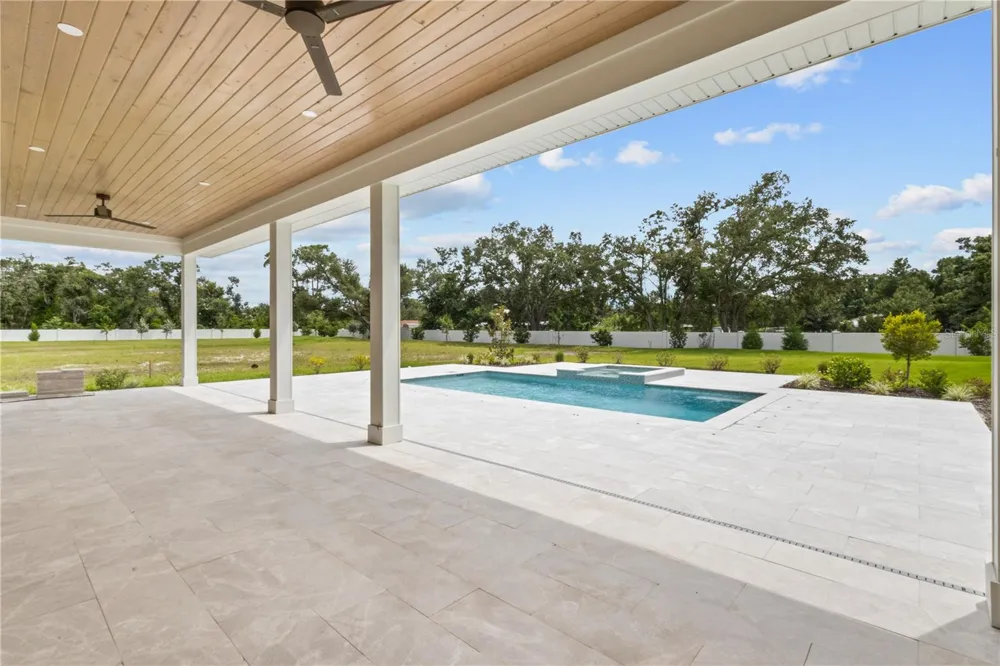 6609 PALADIN COURT Sarasota, FL 34241