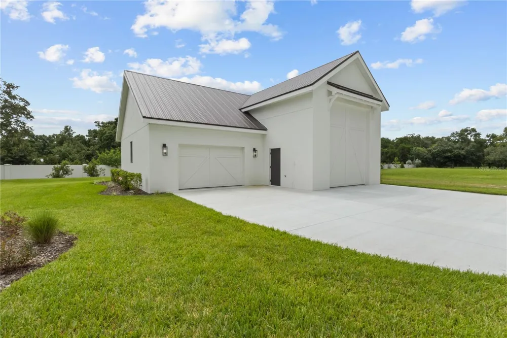 6609 PALADIN COURT Sarasota, FL 34241