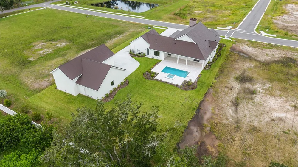 6609 PALADIN COURT Sarasota, FL 34241