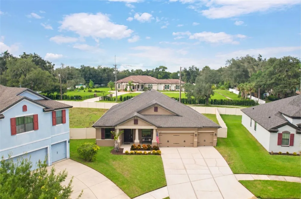 11020 BRAHMAN RANCH CIRCLE Riverview, FL 33578