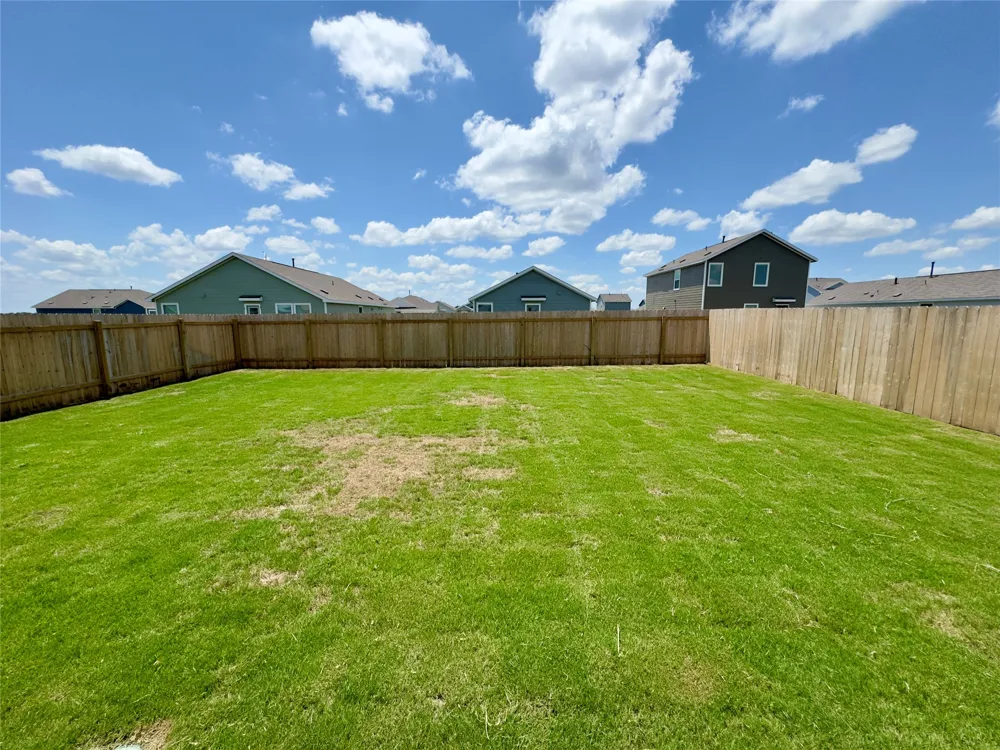 2221 Cumulus Court Lockhart, TX 78644