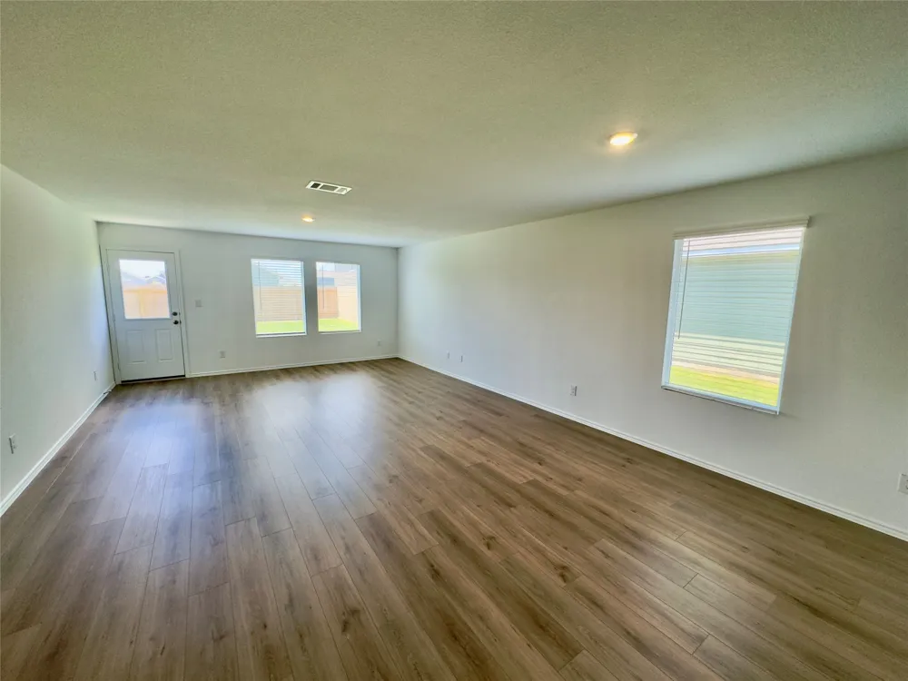 2221 Cumulus Court Lockhart, TX 78644