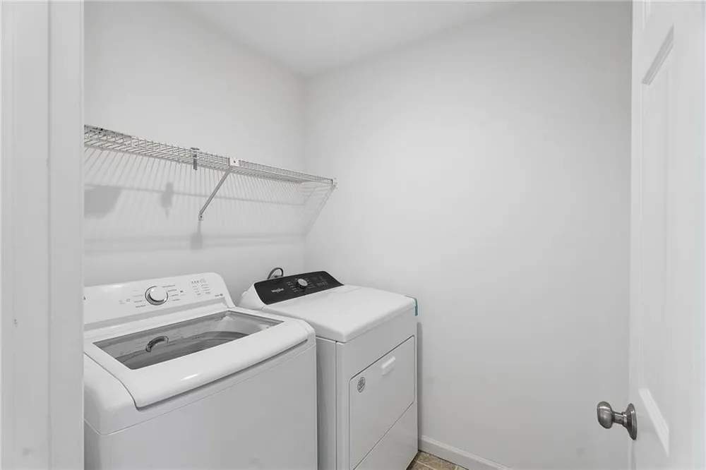 1827 Rockridge Place NE Atlanta, GA 30324