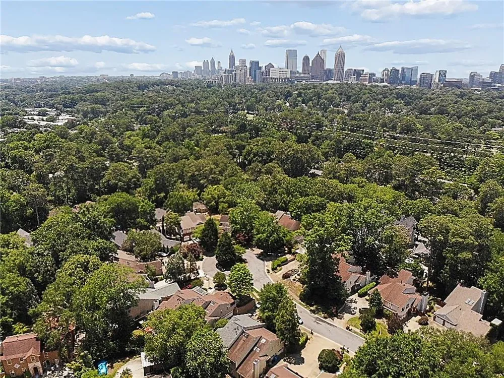 1827 Rockridge Place NE Atlanta, GA 30324