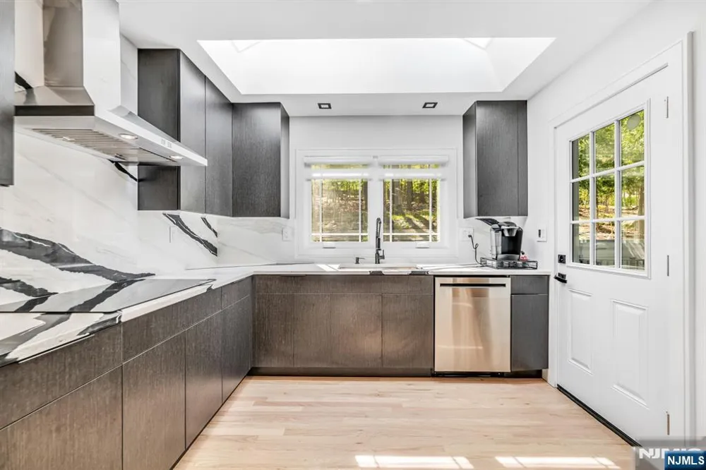 207 Degray Street North Haledon, NJ 07508