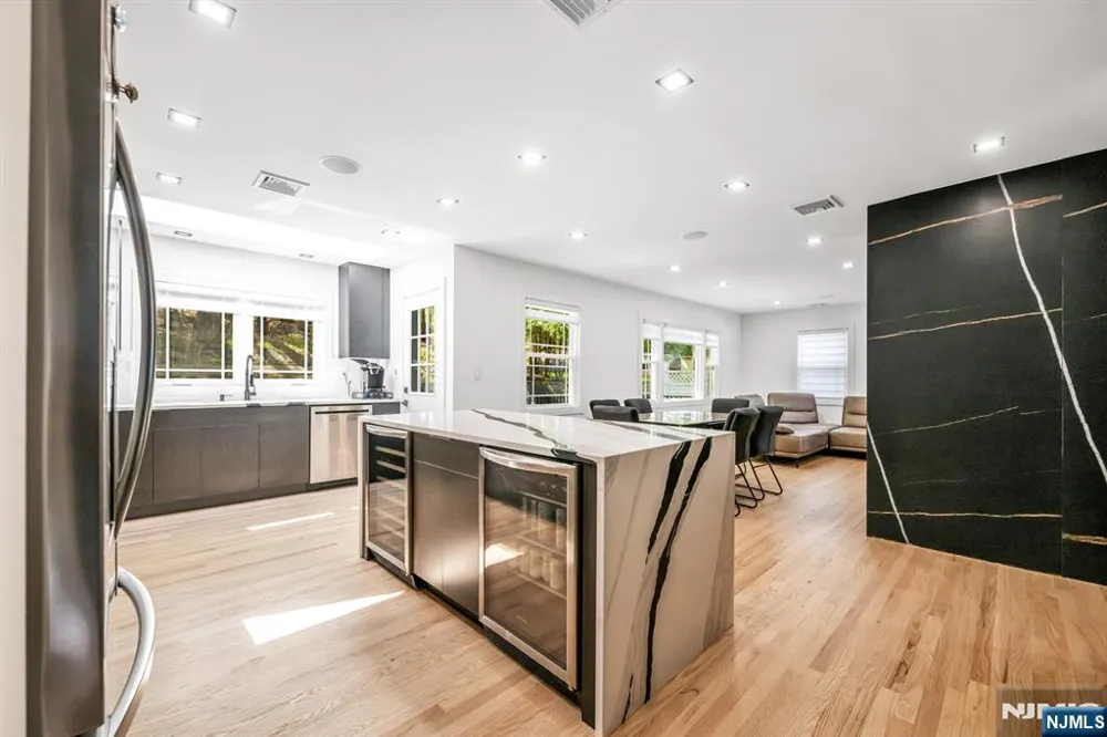 207 Degray Street North Haledon, NJ 07508