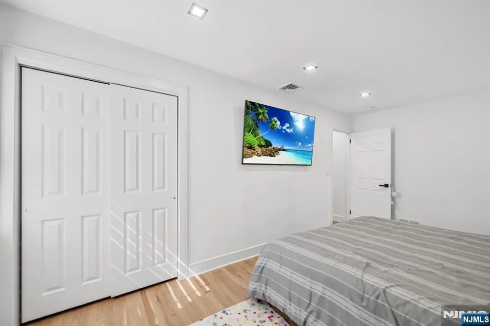 207 Degray Street North Haledon, NJ 07508