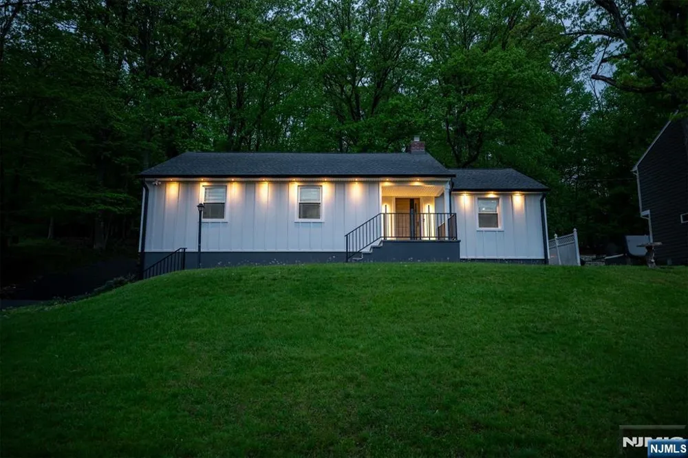 207 Degray Street North Haledon, NJ 07508