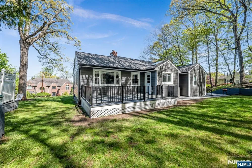 207 Degray Street North Haledon, NJ 07508