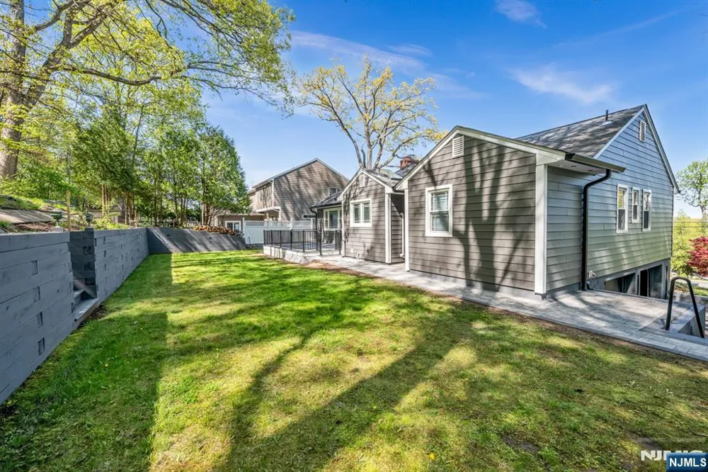 207 Degray Street North Haledon, NJ 07508