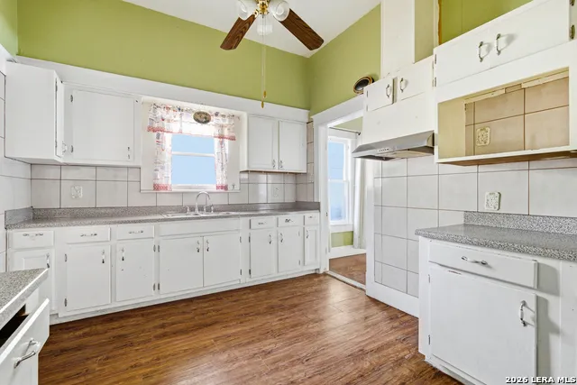 314 DEVINE ST San Antonio, TX 78210