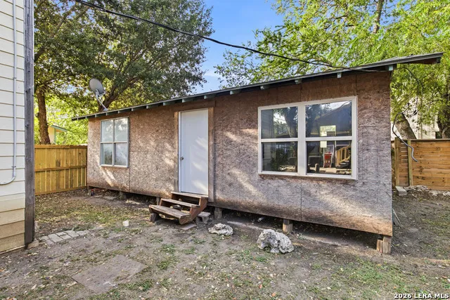 314 DEVINE ST San Antonio, TX 78210
