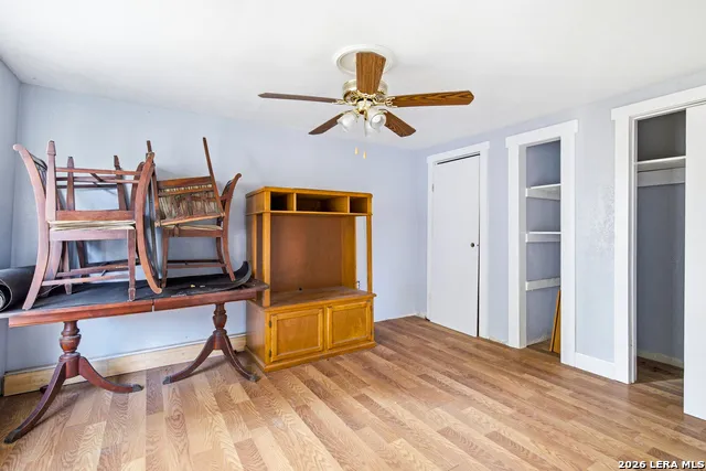 314 DEVINE ST San Antonio, TX 78210