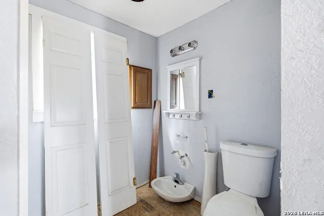 314 DEVINE ST San Antonio, TX 78210