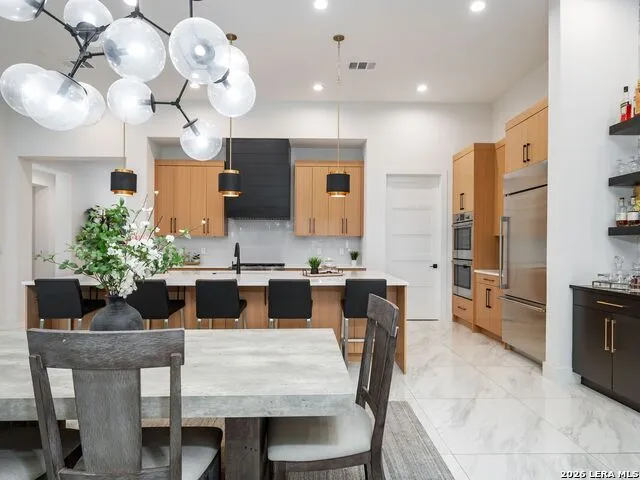 183 Westcourt Lane San Antonio, TX 78257