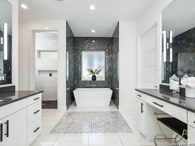 183 Westcourt Lane San Antonio, TX 78257