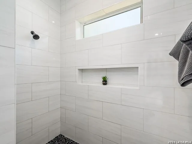 183 Westcourt Lane San Antonio, TX 78257