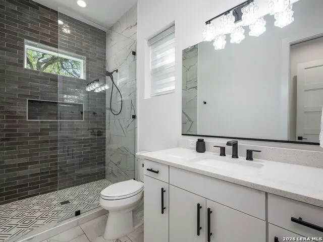 183 Westcourt Lane San Antonio, TX 78257