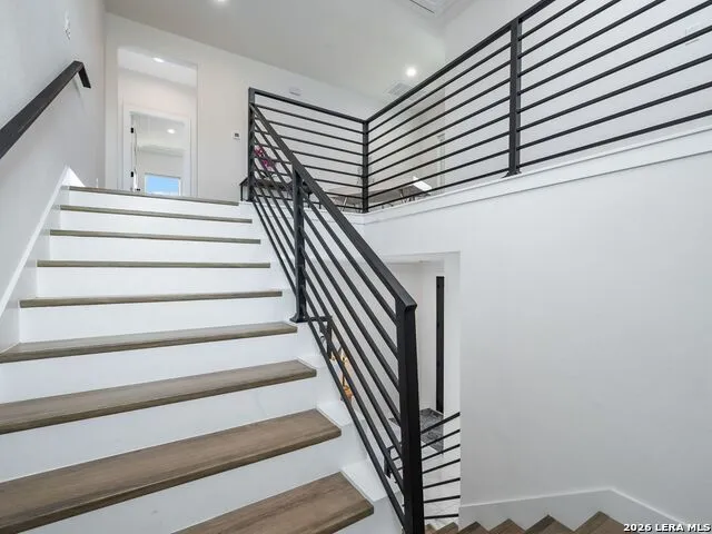 183 Westcourt Lane San Antonio, TX 78257