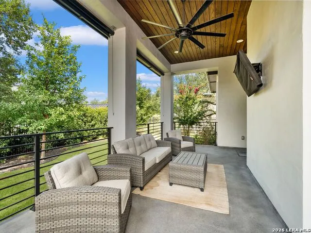 183 Westcourt Lane San Antonio, TX 78257
