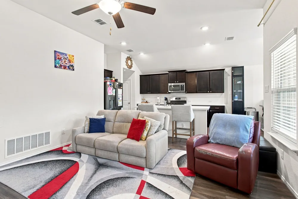 1810 Alamandine Avenue Cross Roads, TX 76227
